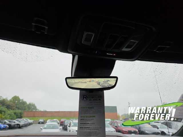 Used 2024 GMC Sierra 1500 AT4 w/ Technology Package AWD/4WD image 12