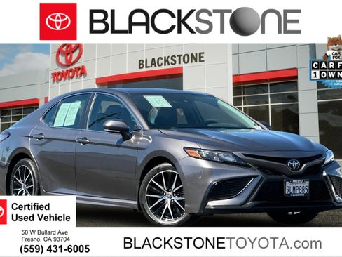 Certified 2024 Toyota Camry SE FWD image 1