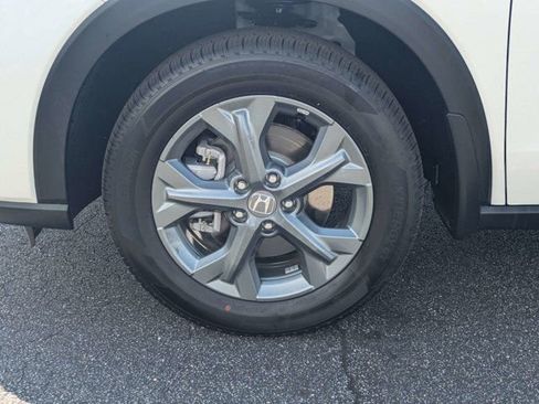 New 2026 Honda HR-V LX image 10