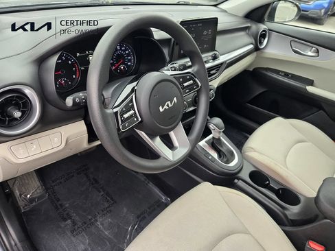 Certified 2023 Kia Forte LXS w/ LXS Technology Package FWD image 11