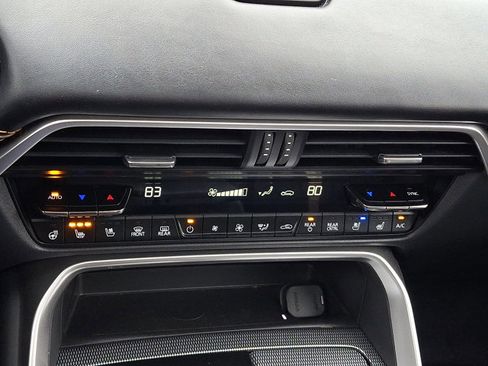 Used 2024 MAZDA CX-90 Plug-In Hybrid w/ Premium Plus image 17