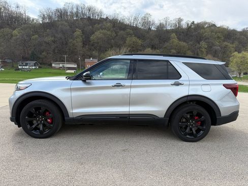 Used 2023 Ford Explorer ST w/ Equipment Group 401A AWD/4WD image 8