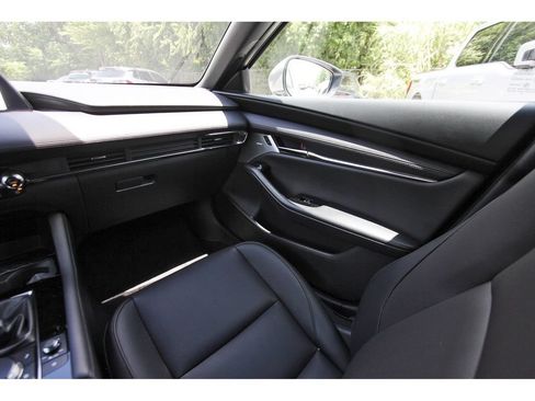 New 2026 MAZDA MAZDA3 2.5 S Hatchback w/ Premium Pkg FWD image 9