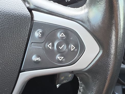 Used 2022 Chevrolet Colorado LT w/ LT Convenience Package RWD image 16