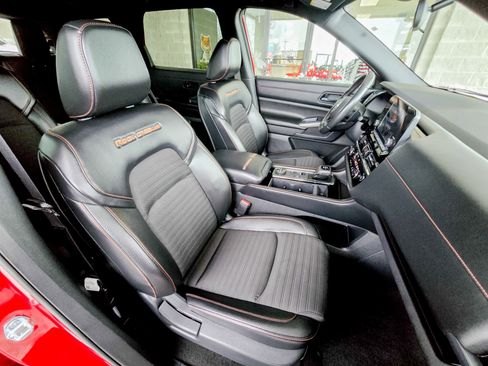 Used 2023 Nissan Pathfinder Rock Creek image 36