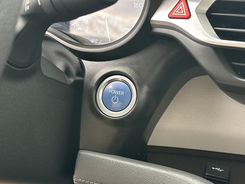 Used 2021 Toyota Sienna LE image 21