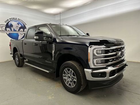 Used 2023 Ford F250 Lariat w/ FX4 Off-Road Package AWD/4WD image 11