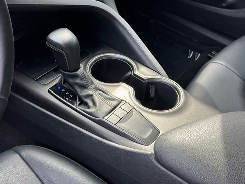Used 2022 Toyota Camry SE image 20