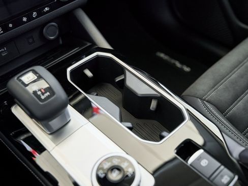 New 2026 Mitsubishi Outlander SE image 46