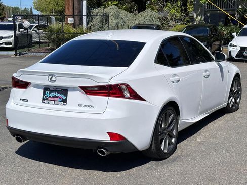 Used 2016 Lexus IS 200t w/ F Sport Package RWD image 15