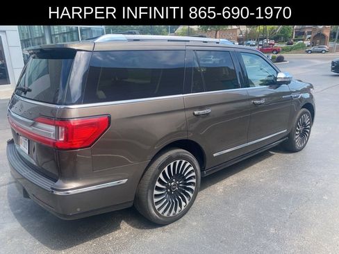 Used 2019 Lincoln Navigator Black Label w/ Cargo Package AWD/4WD image 3