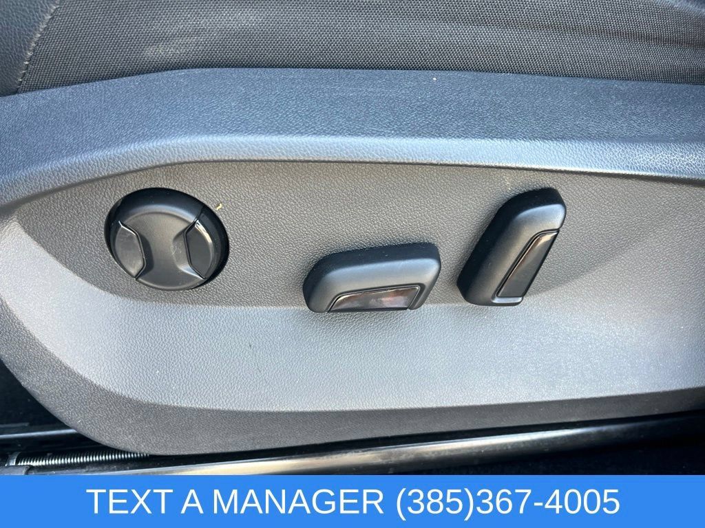 Used 2022 Volkswagen Tiguan SE R-Line AWD/4WD image 15