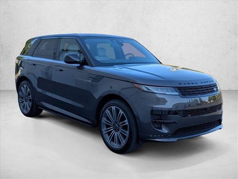 Used 2024 Land Rover Range Rover Sport SE AWD/4WD image 3