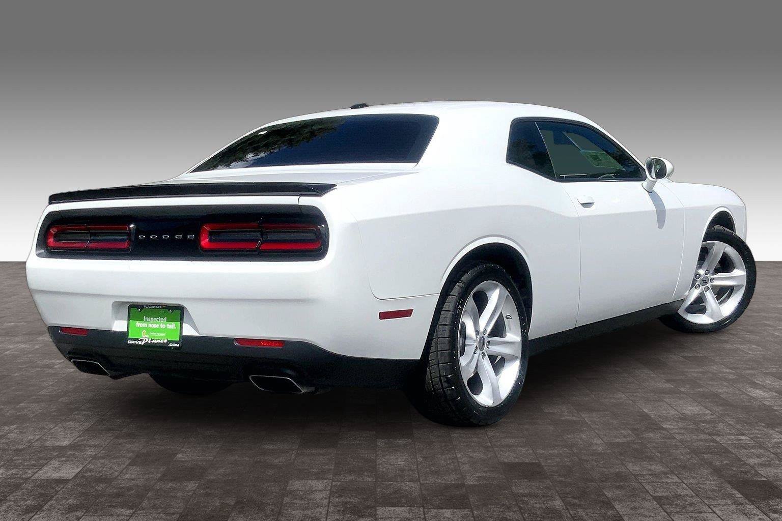 Certified 2017 Dodge Challenger R/T RWD image 13