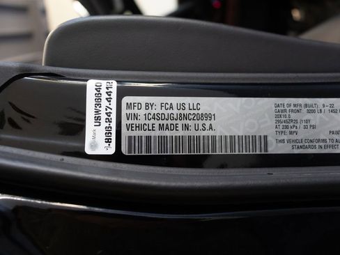 Used 2022 Dodge Durango SRT w/ Premium Interior Group AWD/4WD image 40