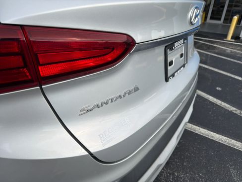 Used 2019 Hyundai Santa Fe SE FWD image 10