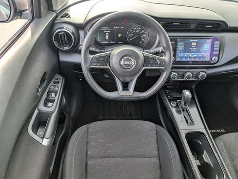 Used 2024 Nissan Kicks SV FWD image 13