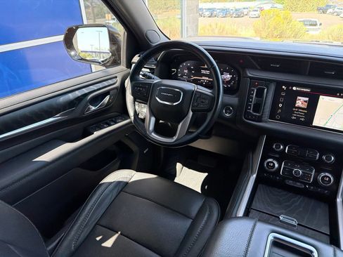 Used 2022 GMC Yukon Denali AWD/4WD image 13