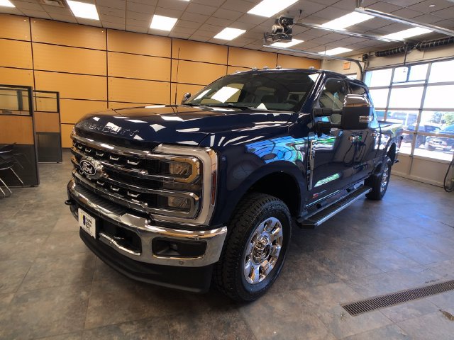 New 2027 Ford F250 Lariat w/ Lariat Premium Package AWD/4WD image 3