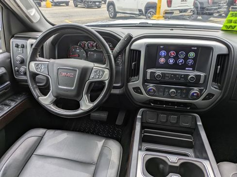 Used 2016 GMC Sierra 2500 SLT w/ Snow Plow Prep Package AWD/4WD image 14