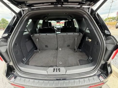 Certified 2025 Ford Explorer ST-Line AWD/4WD image 29