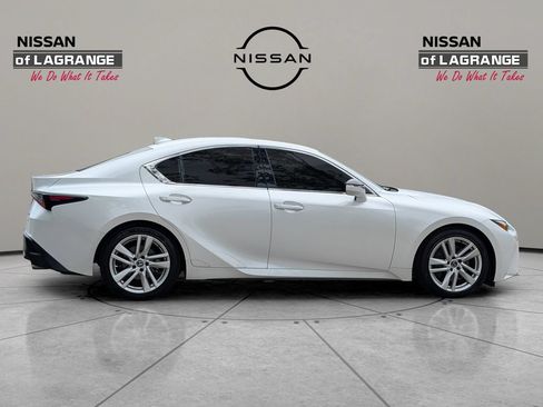 Used 2023 Lexus IS 300 w/ Comfort Package RWD image 4