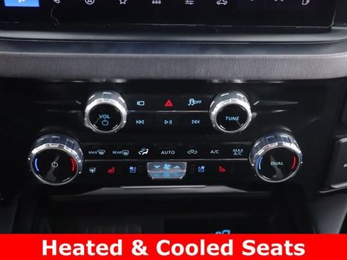 Used 2026 Ford F250 Platinum AWD/4WD image 4