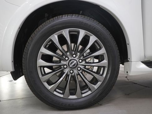 Used 2024 Nissan Armada Platinum w/ Cargo Package AWD/4WD image 36