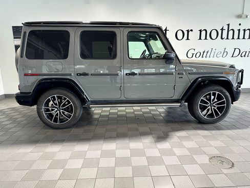 Used 2021 Mercedes-Benz G 550 image 3
