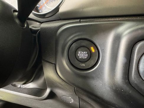 Used 2022 Jeep Wrangler Unlimited Sport AWD/4WD image 19