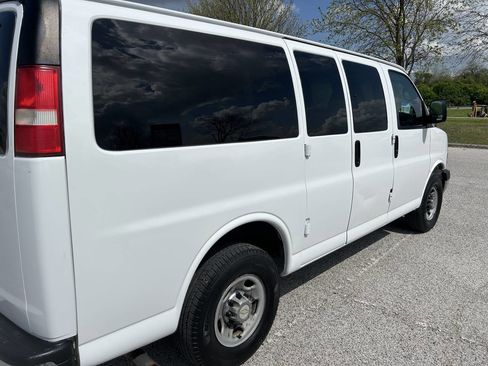 Used 2013 Chevrolet Express 2500 LT w/ LT Preferred Equipment Group image 7