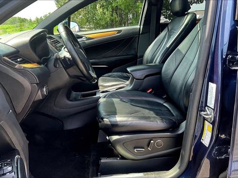 Used 2016 Lincoln MKC Select w/ Select Plus Package FWD image 27