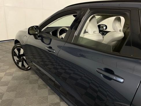 Certified 2024 Volvo XC60 T8 Plus w/ Protection Package Premier AWD/4WD image 38