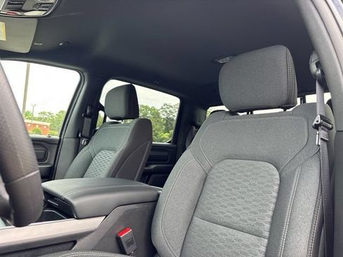 New 2026 RAM 1500 Express AWD/4WD image 24