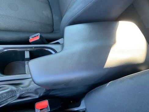 Used 2020 Subaru Crosstrek 2.0i image 21