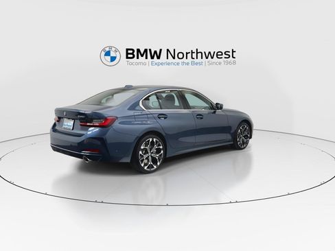 New 2026 BMW 330i xDrive Sedan w/ Convenience Package AWD/4WD image 3