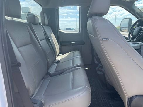 Used 2022 Ford F550 4x4 SuperCab Super Duty image 23