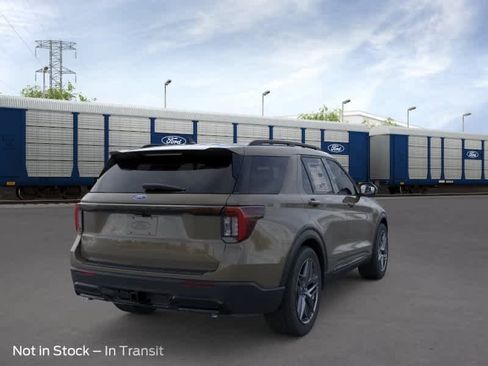 New 2026 Ford Explorer ST-Line RWD image 8