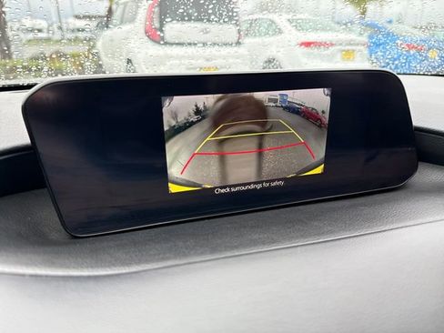 Used 2023 MAZDA MAZDA3 s FWD image 21