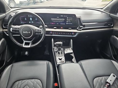 Used 2024 Kia Carnival SX Prestige FWD image 48