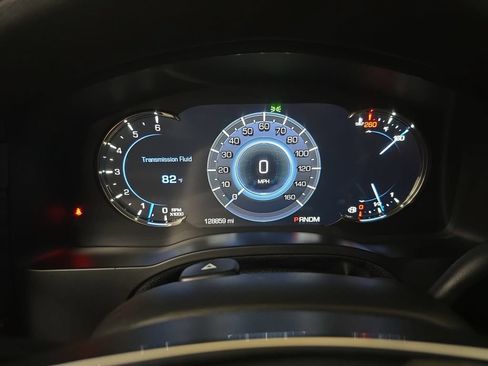 Used 2016 Cadillac Escalade Luxury AWD/4WD image 22
