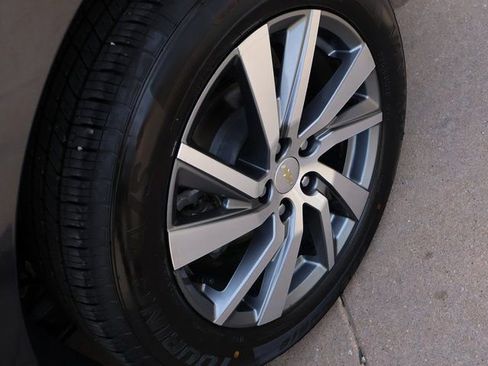 Certified 2022 Chevrolet Equinox LT FWD image 40