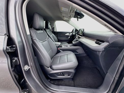 New 2026 Ford Explorer Active w/ Active Comfort Package RWD image 29