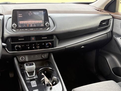 Certified 2021 Nissan Rogue S image 13