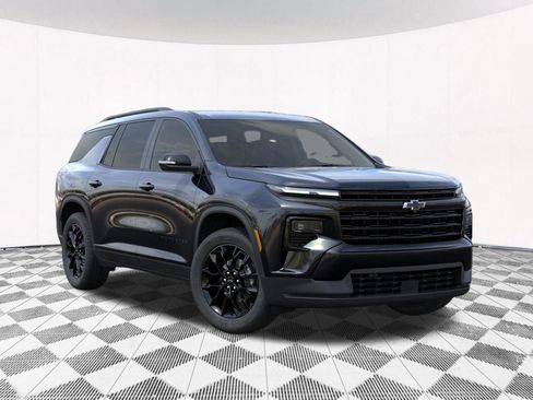 New 2026 Chevrolet Traverse LT w/ Midnight/Sport Edition AWD/4WD image 15