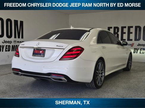 Used 2020 Mercedes-Benz S 560 4MATIC Sedan image 3