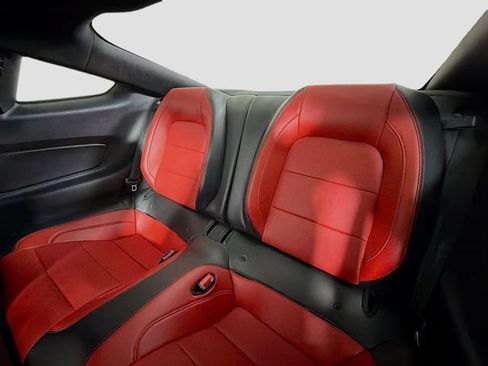 Used 2019 Ford Mustang GT Premium w/ Equipment Group 401A RWD image 22