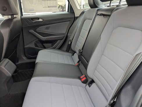 New 2026 Volkswagen Jetta SE FWD image 14