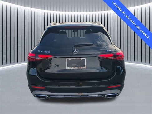 Used 2024 Mercedes-Benz GLC 300 4MATIC image 6