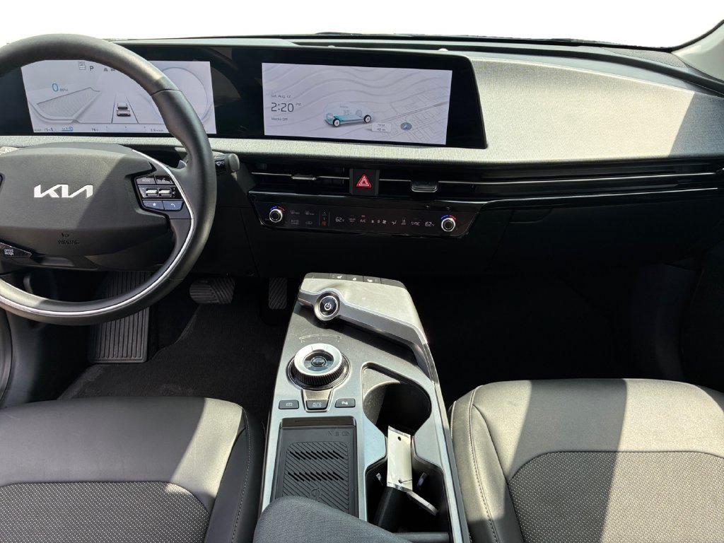 Used 2024 Kia EV6 Light AWD/4WD image 14
